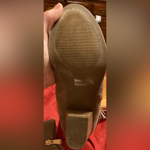 Lov Mark Ankle Booties with fringe - Picture 9 of 9